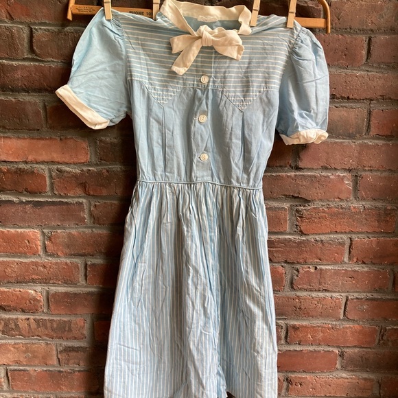 Love Other - VINTAGE Picture Day Perfect, 1940s baby blue and white dress “Love” label